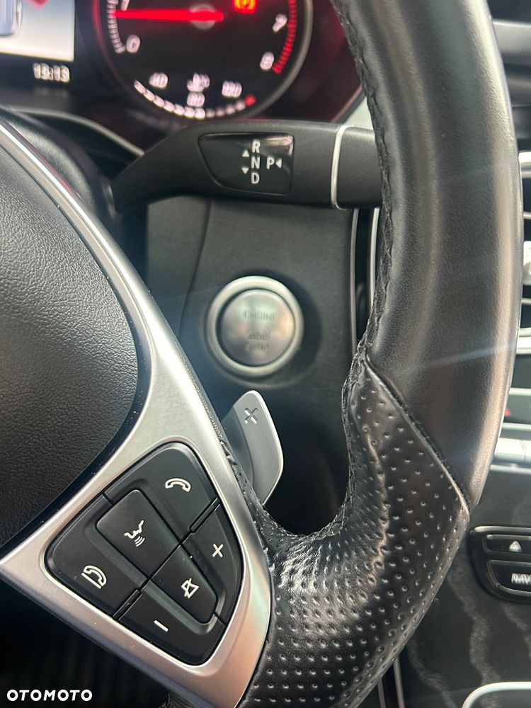 Mercedes-Benz GLC - 27