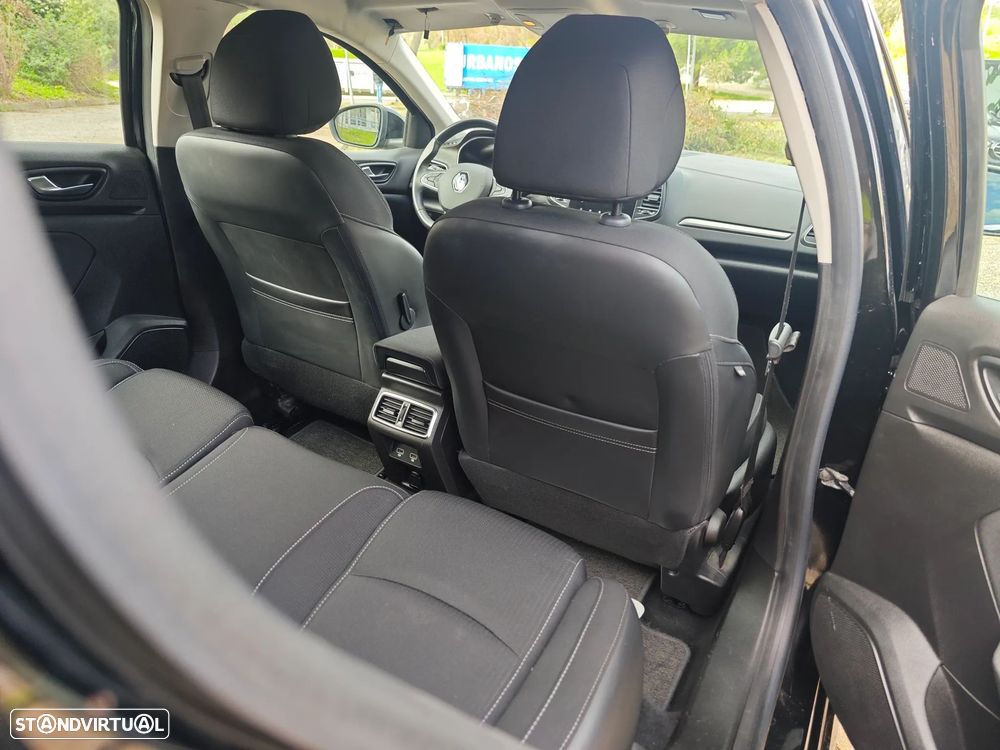 Renault Mégane BLUE dCi 115 EDC INTENS - 9