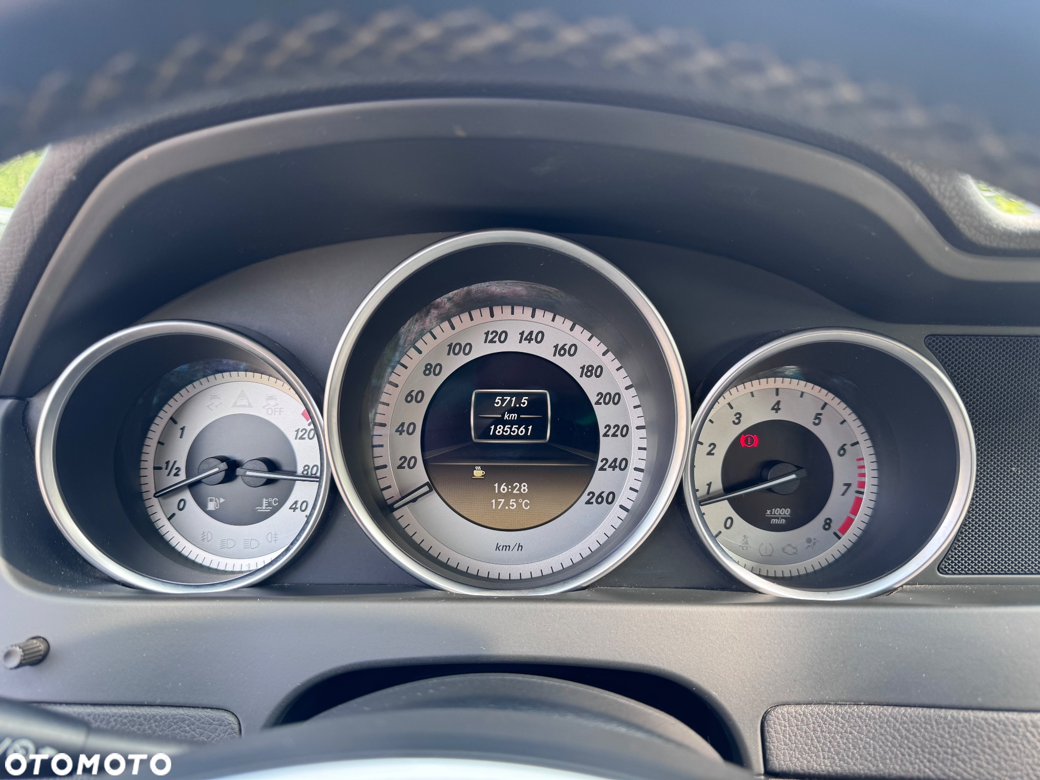 Mercedes-Benz Klasa C 180 CGI BlueEff Avantgarde - 20