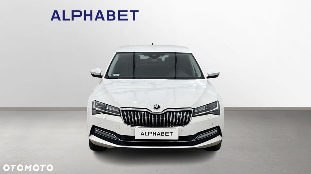 Skoda Superb 2.0 TDI SCR Style DSG - 8