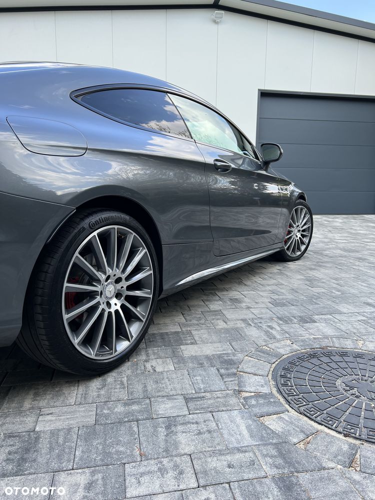 Mercedes-Benz Klasa C 300 7G-TRONIC AMG Line - 11