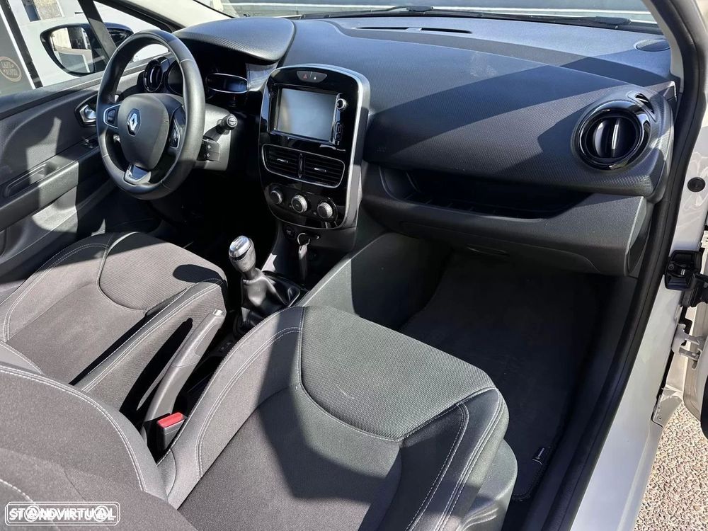 Renault Clio 0.9 TCe Limited Bi-Fuel - 41