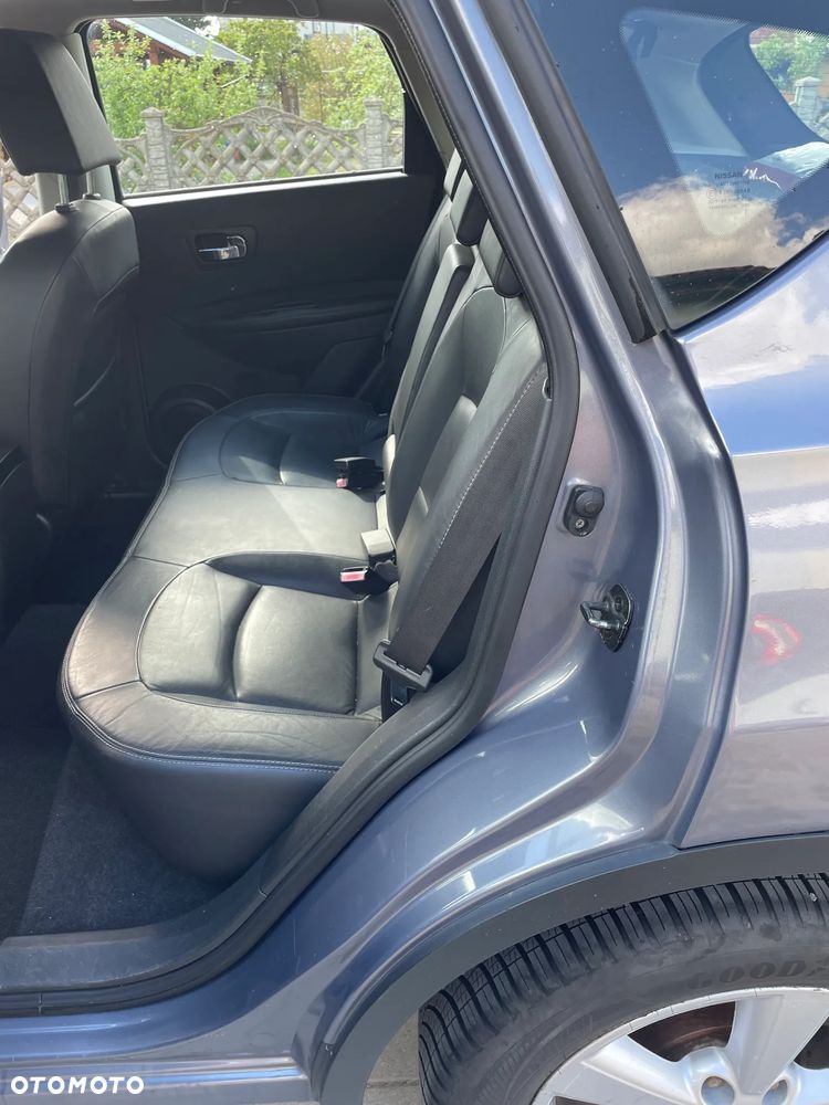 Nissan Qashqai 2.0 dCi 4 x 4 DPF tekna - 7
