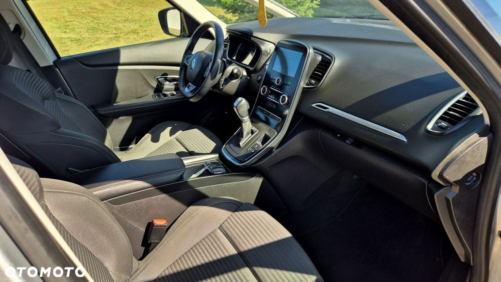 Renault Scenic ENERGY dCi 110 EDC EXPERIENCE - 11