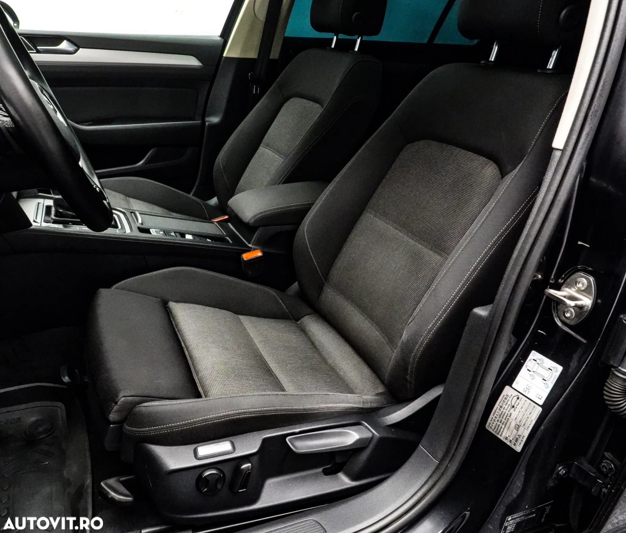 Volkswagen Passat 2.0 TDI DSG Comfortline - 15