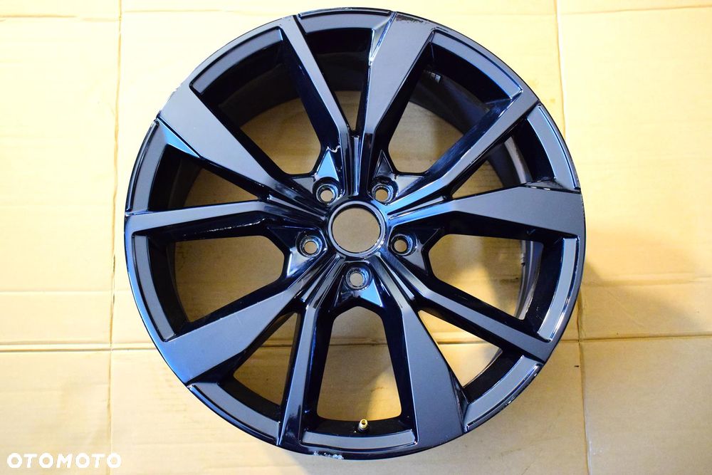 VW 19'' ,,R-Line'' T-Roc 2GA Oryginał! - 1