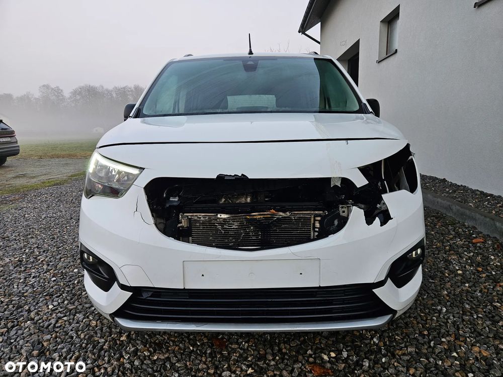 Opel Combo 1.5 D Start/Stop Ultimate - 2