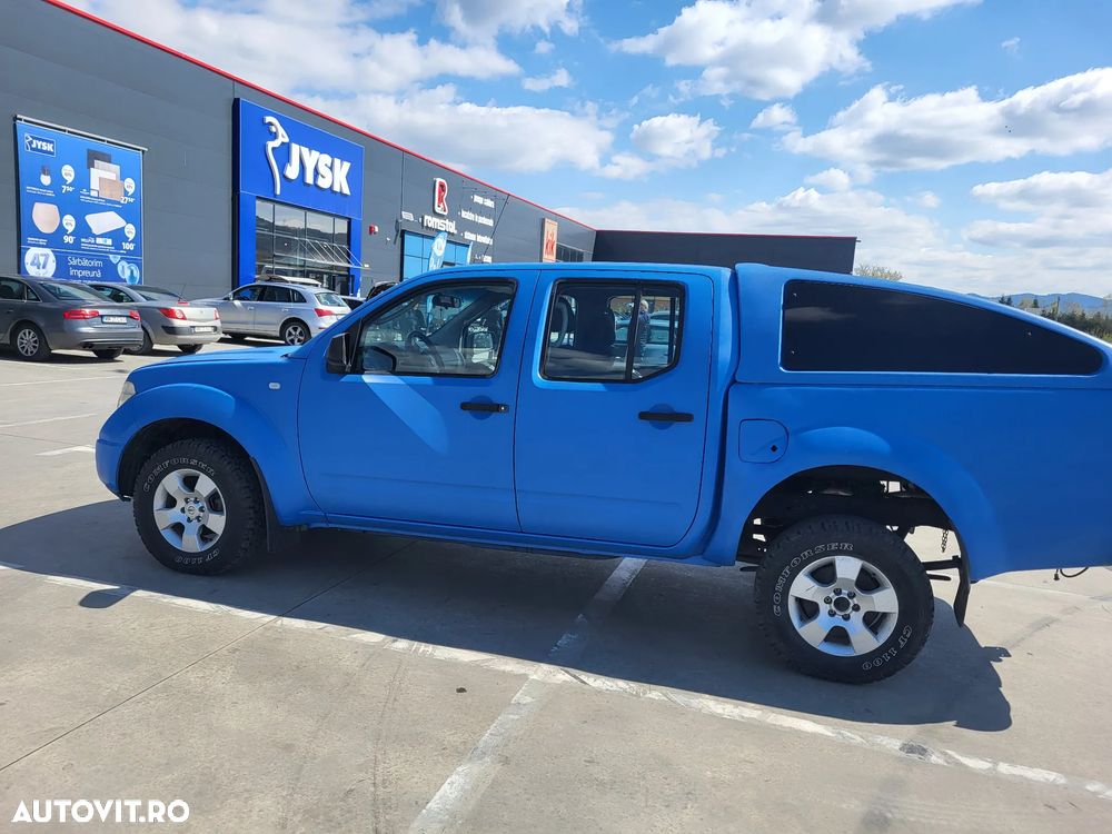 Nissan Navara Standard - 2