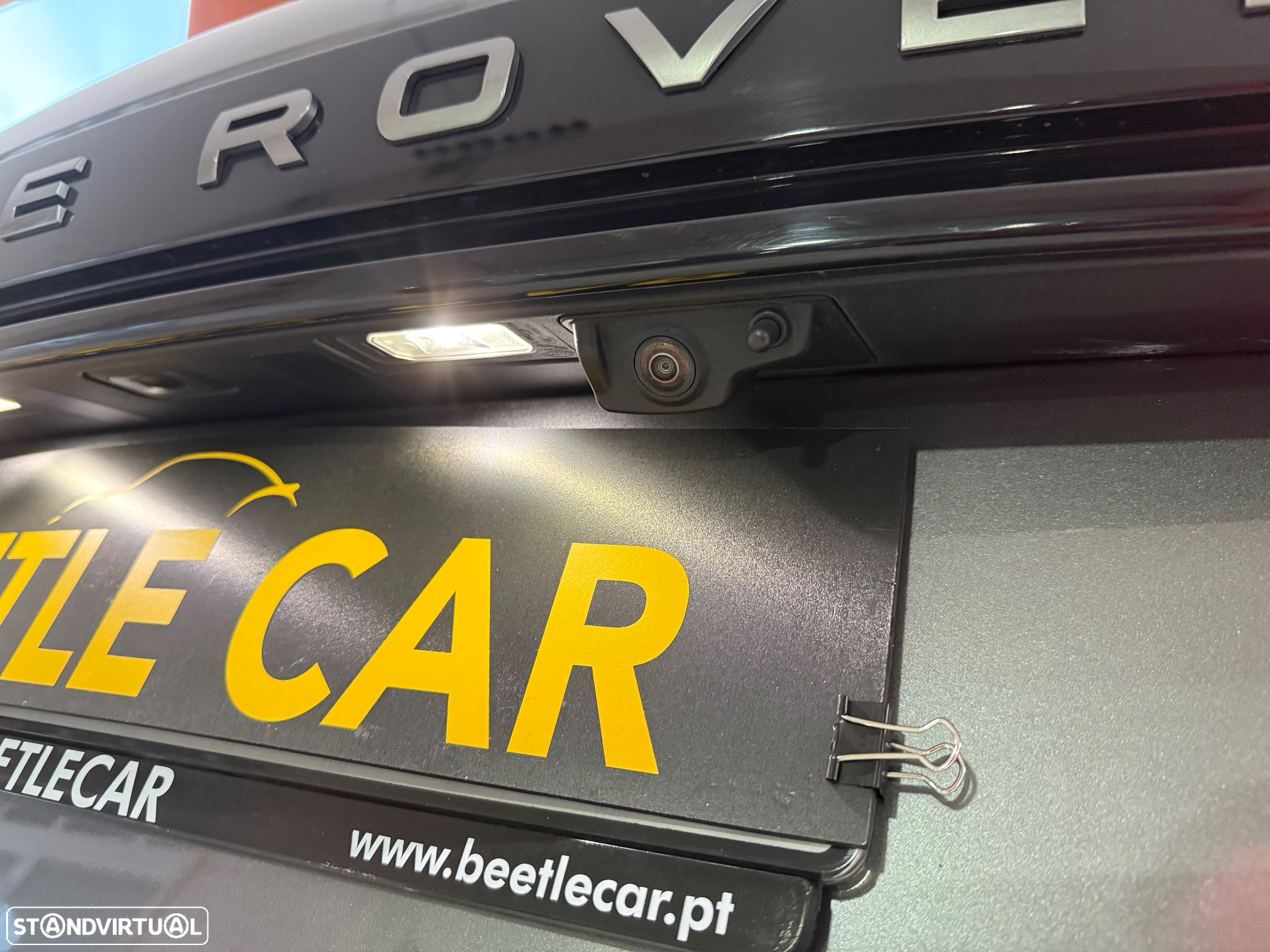 Land Rover Range Rover Velar 2.0 D R-Dynamic HSE - 27