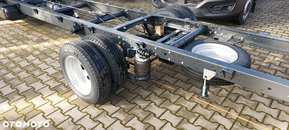 Iveco 50C18 - 21