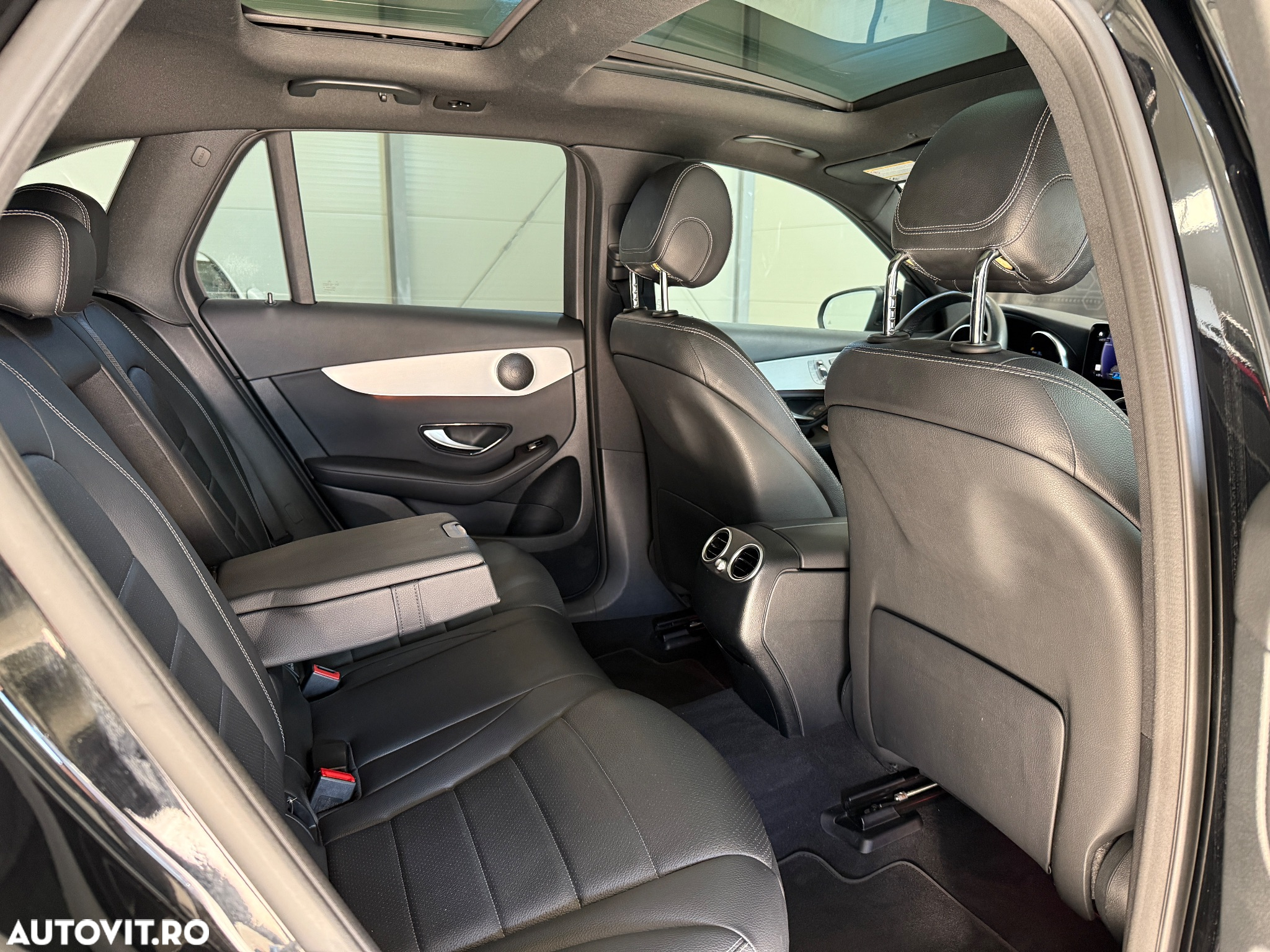 Mercedes-Benz GLC 300 4Matic 9G-TRONIC - 12