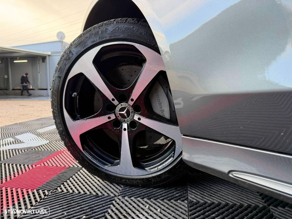 Mercedes-Benz C 300 de AMG Line - 24