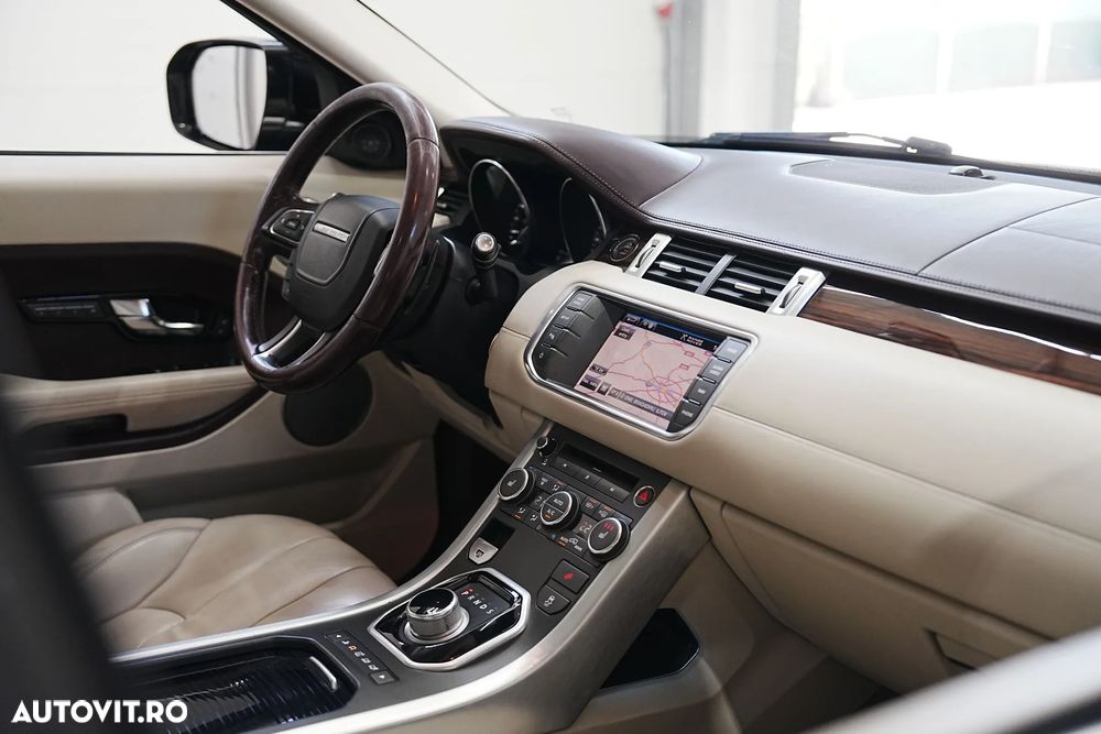 Land Rover Range Rover Evoque - 26