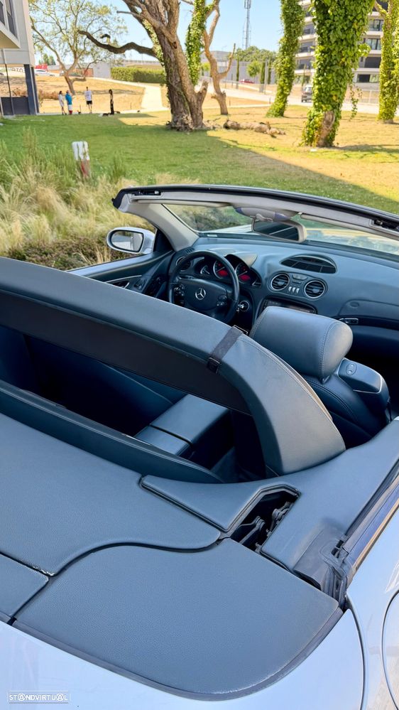 Mercedes-Benz SL 350 Auto - 29