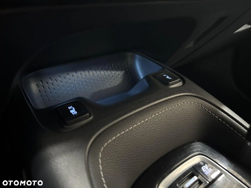 Toyota Corolla 1.8 Hybrid GPF Comfort - 23