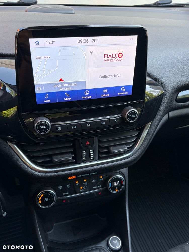 Ford Fiesta 1.1 S&S TITANIUM - 11