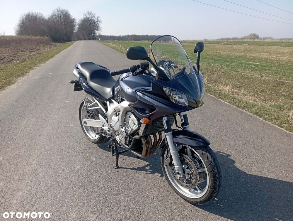 Yamaha FZ6 - 4