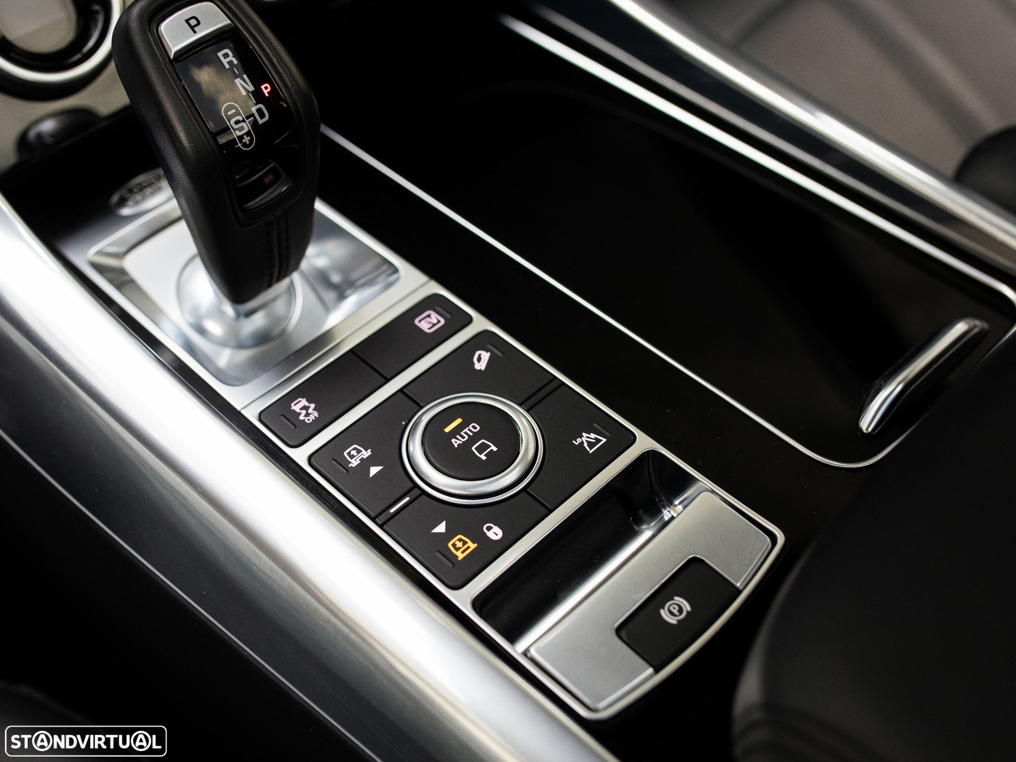 Land Rover Range Rover Sport P440e Hybrid Dynamic HSE - 38