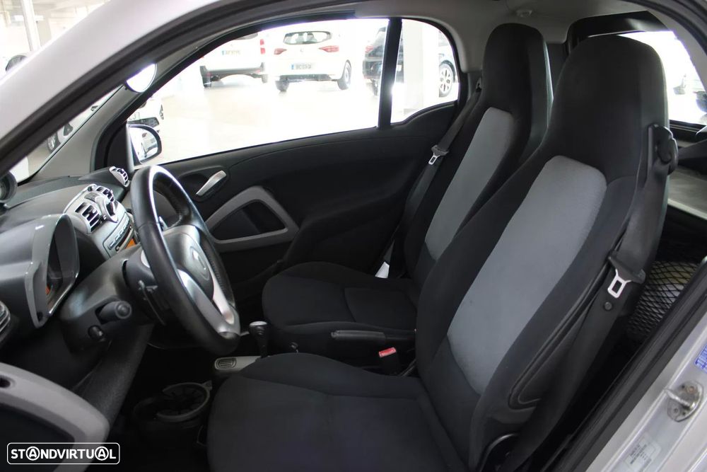 Smart ForTwo Coupé 0.8 cdi Pure 45 - 12