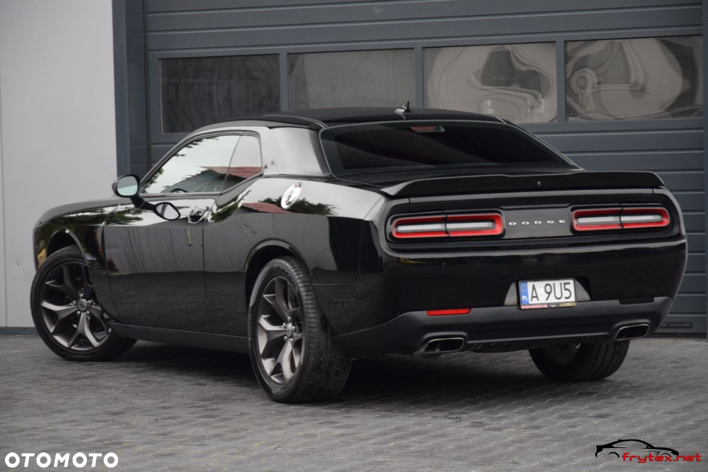 Dodge Challenger - 13