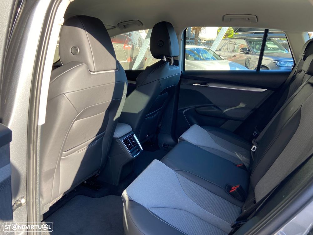 Skoda Enyaq iV 60 - 38