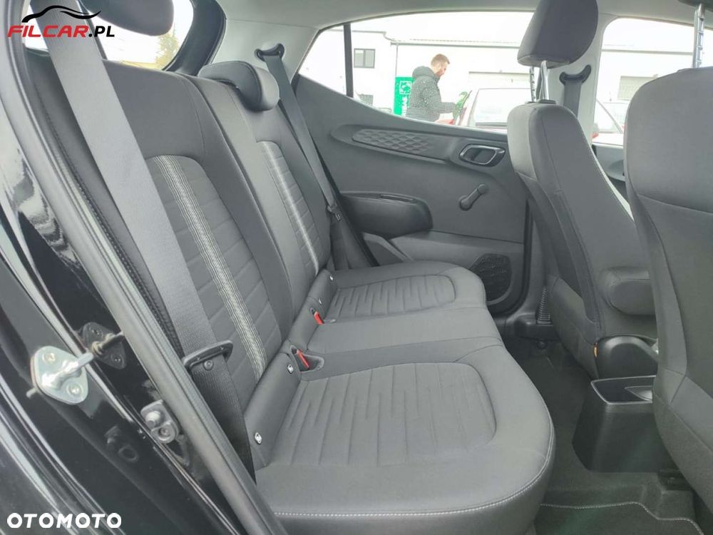 Hyundai i10 - 16