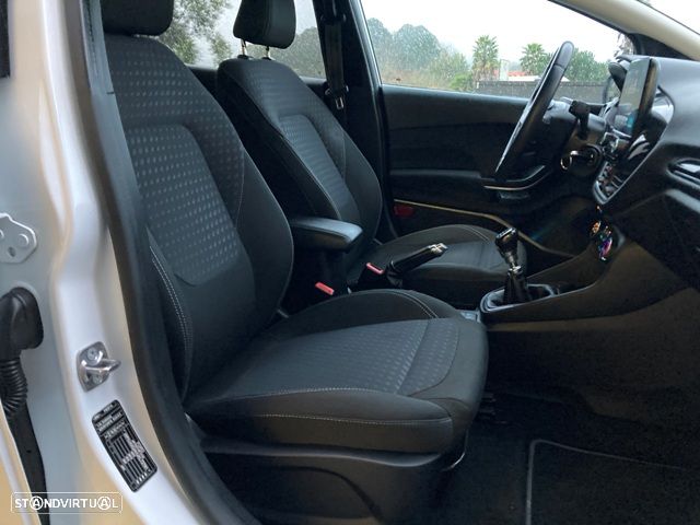 Ford Fiesta 1.0 EcoBoost S&S Titanium - 32