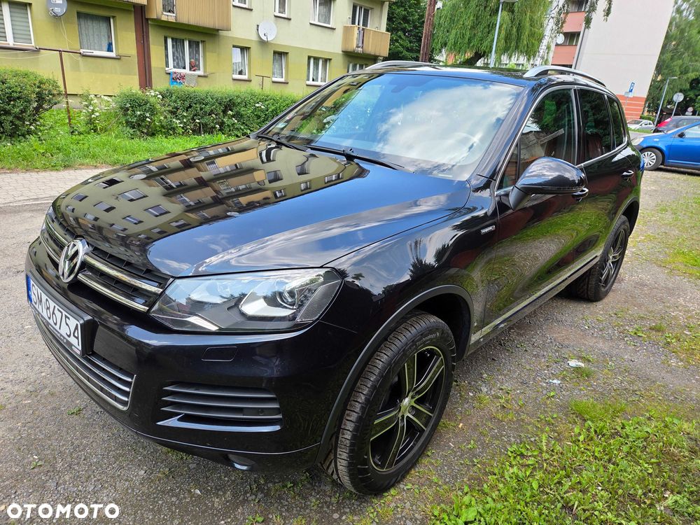 Volkswagen Touareg - 1