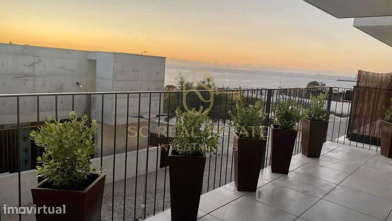 Excelente T3 com vistas deslumbrantes sobre o Atlântico em Lavadores - Grande imagem: 2/28