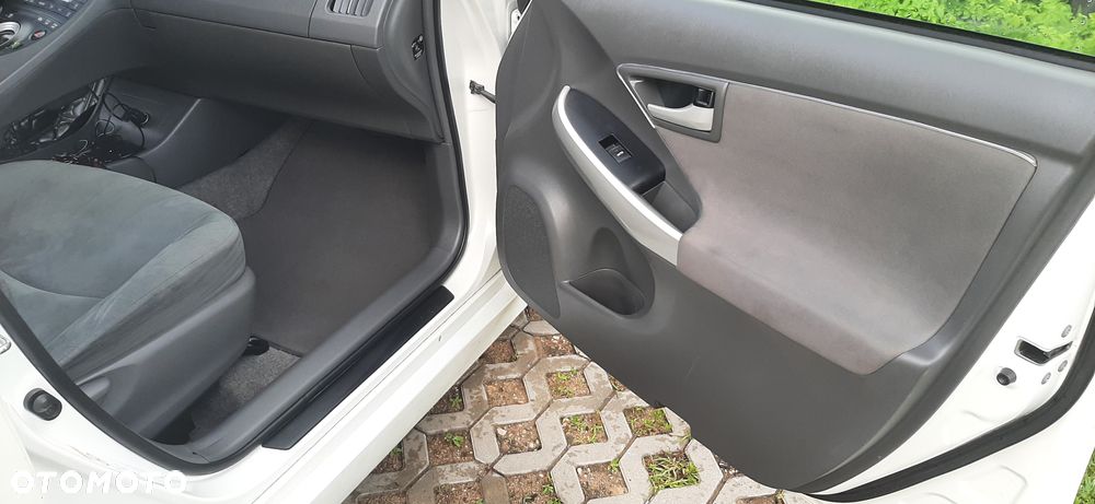 Toyota Prius - 19