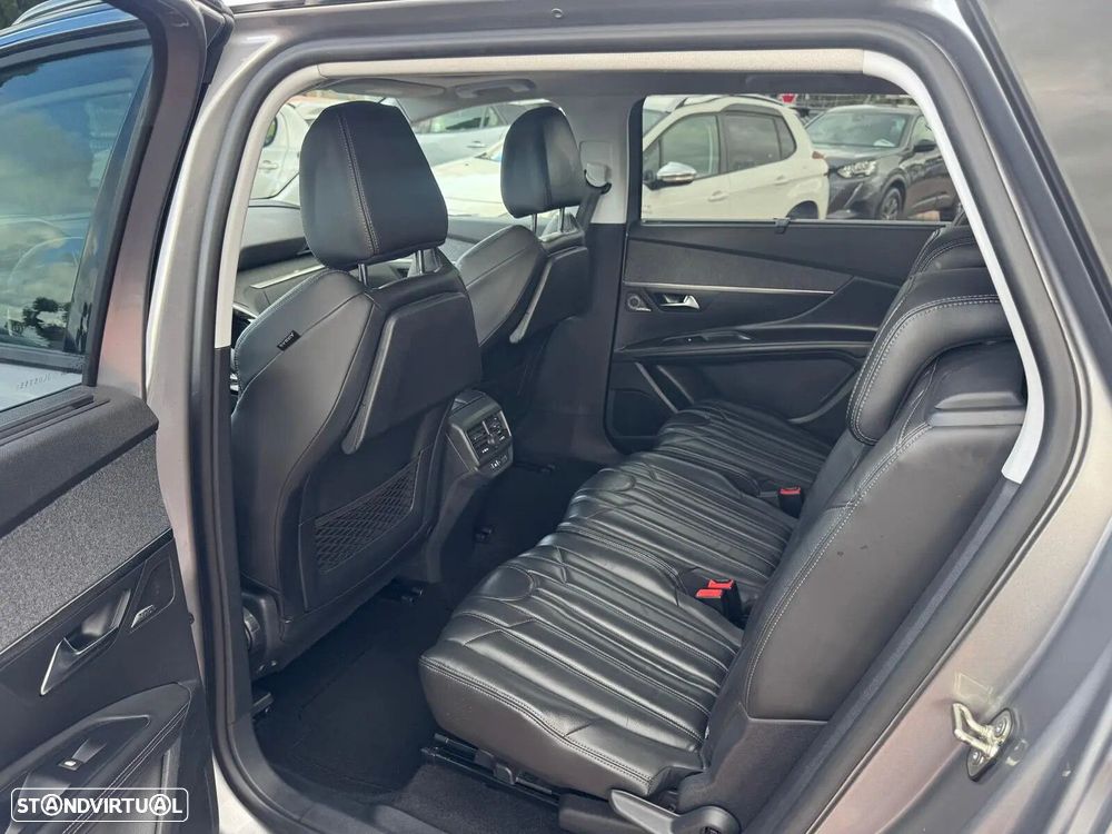 Peugeot 5008 1.2 PureTech GT Pack EAT8 - 8