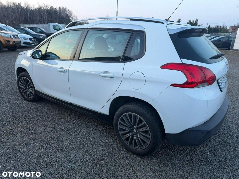 Peugeot 2008 - 14