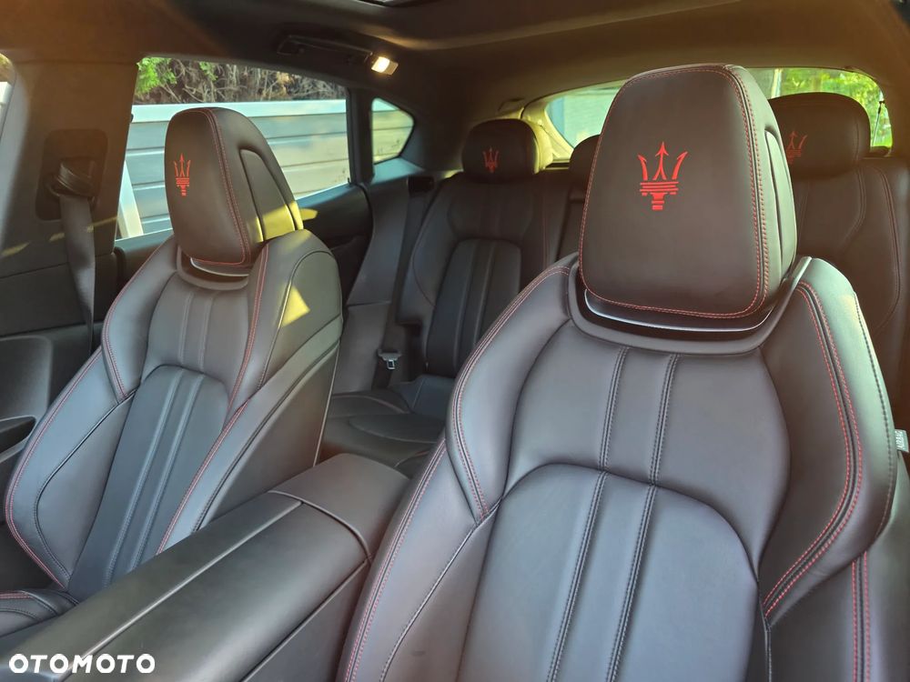 Maserati Levante S Q4 GranSport - 29