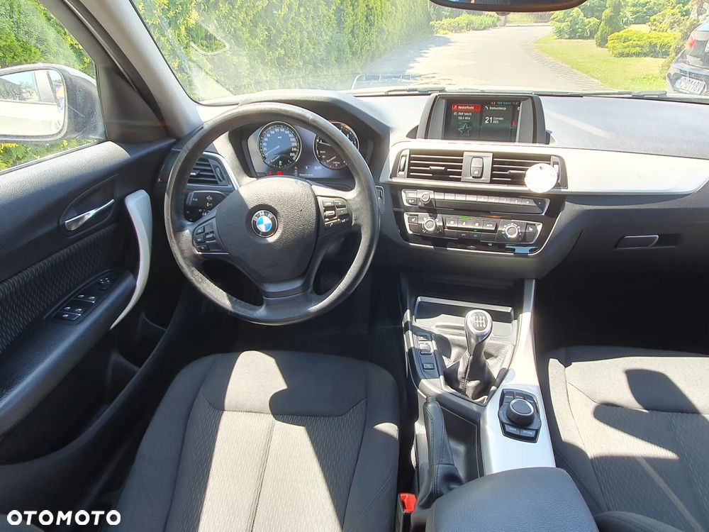 BMW Seria 1 118i Advantage - 23