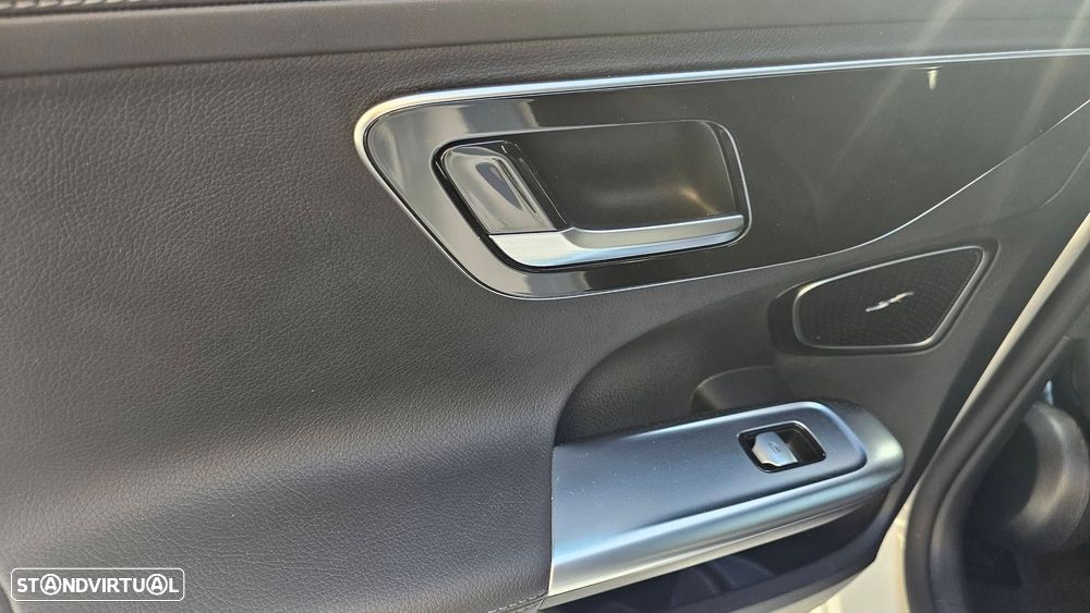 Mercedes-Benz C 300 e AMG Line - 17