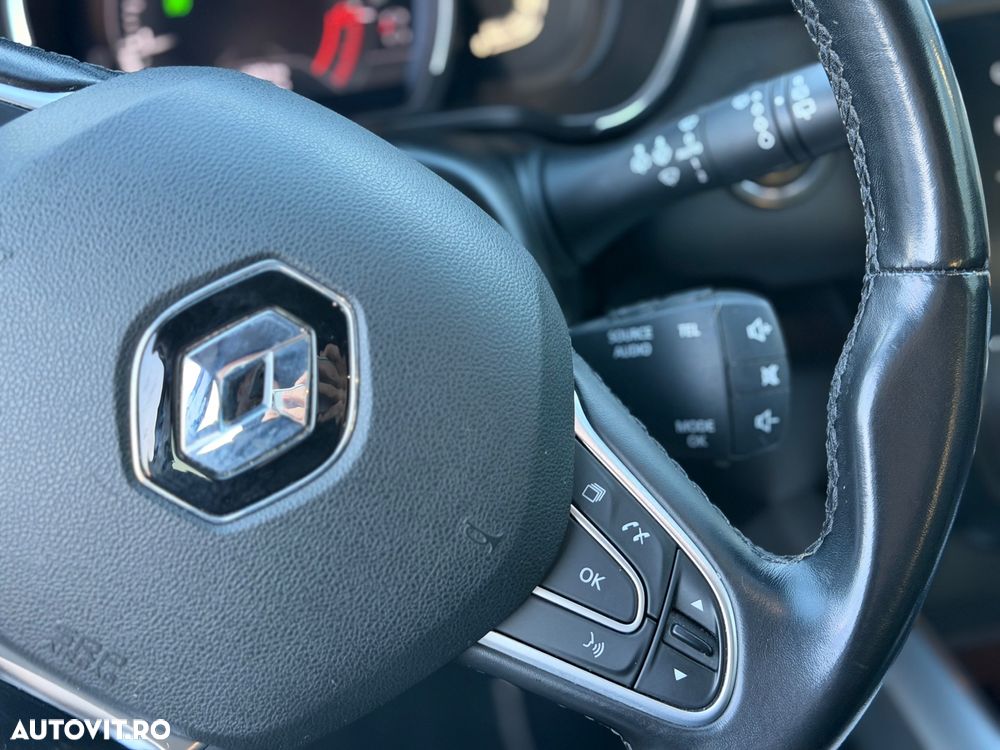 Renault Kadjar TCe 140 GPF BOSE EDITION - 32