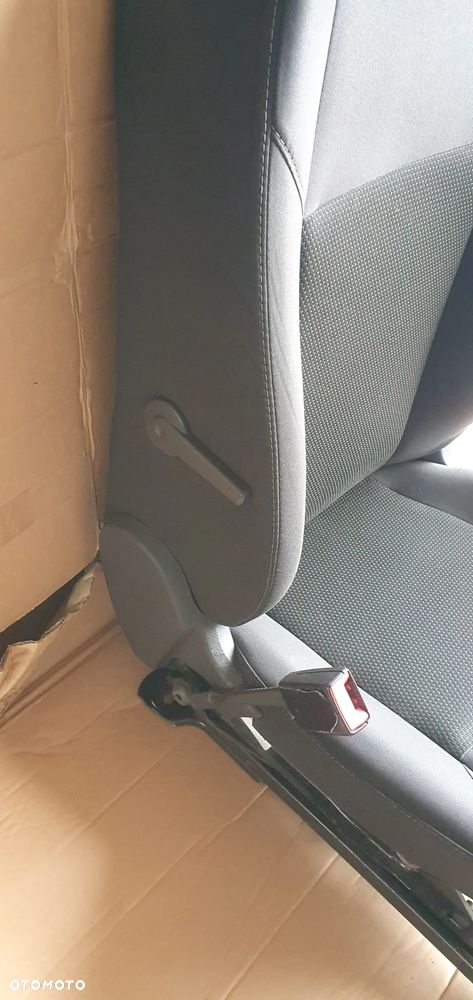 Fotel kierowcy lewy przód przedni Ford Focus Mk3 Lift - 6