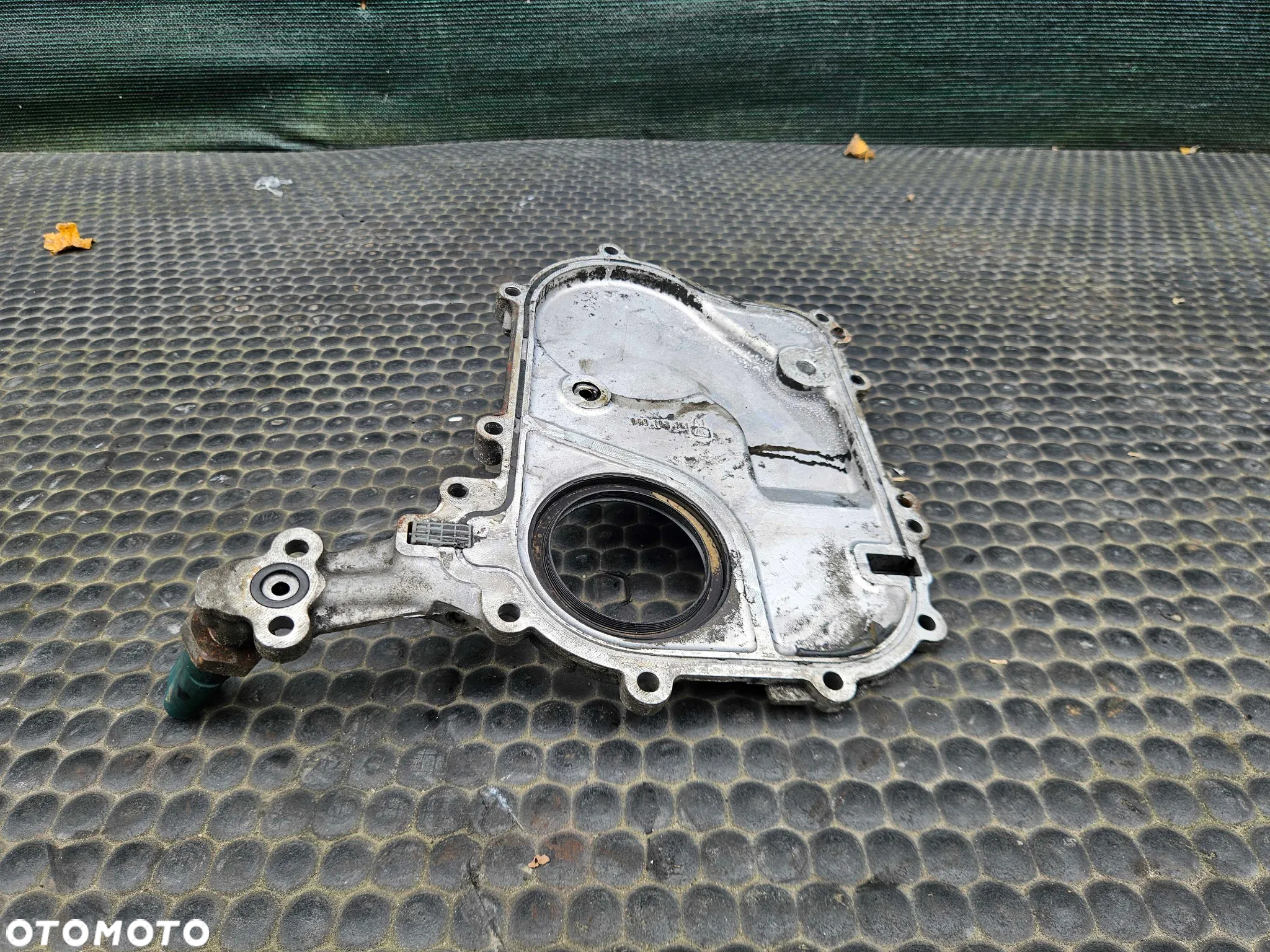 Obudowa Osłona Pokrywa Rozrzadu Silnika Dekiel Walu Kołnierz 2.7 3.0 V6 TDI Audi A4 B8 A5 Q5 - 39