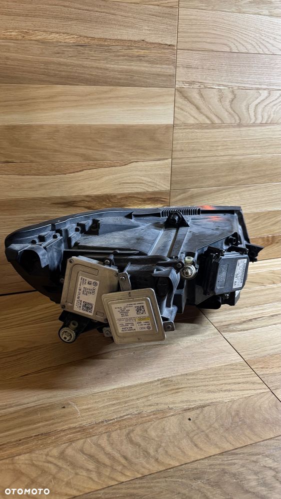 LAMPA LEWA SKODA SUPERB 3T1941015H - 9