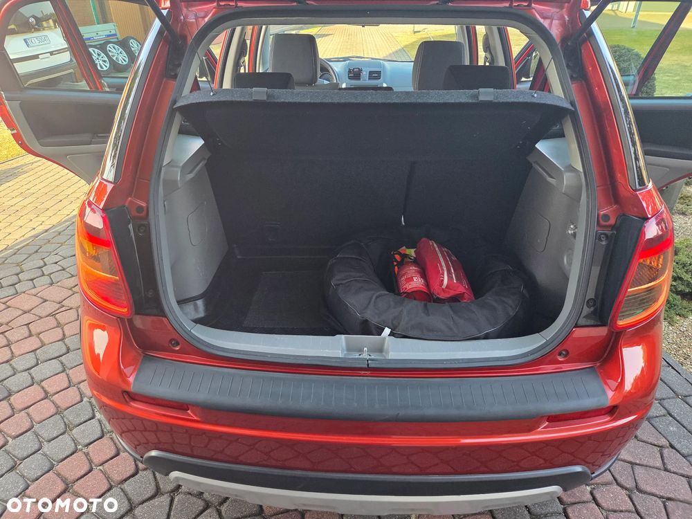 Suzuki SX4 1.6 VVT 4x2 Style - 7