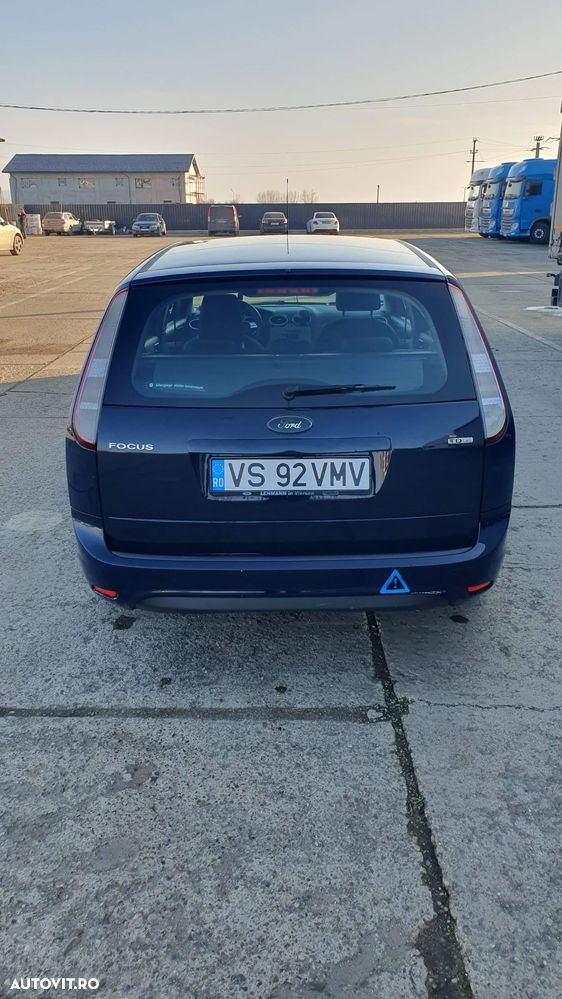 Ford Focus 1.6 TDCi DPF Trend - 4