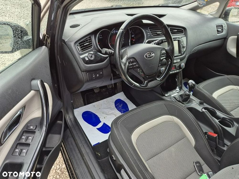 Kia Ceed - 19