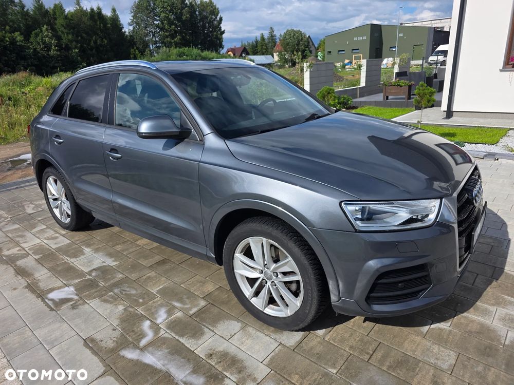 Audi Q3 2.0 TFSI Quattro S tronic design - 2