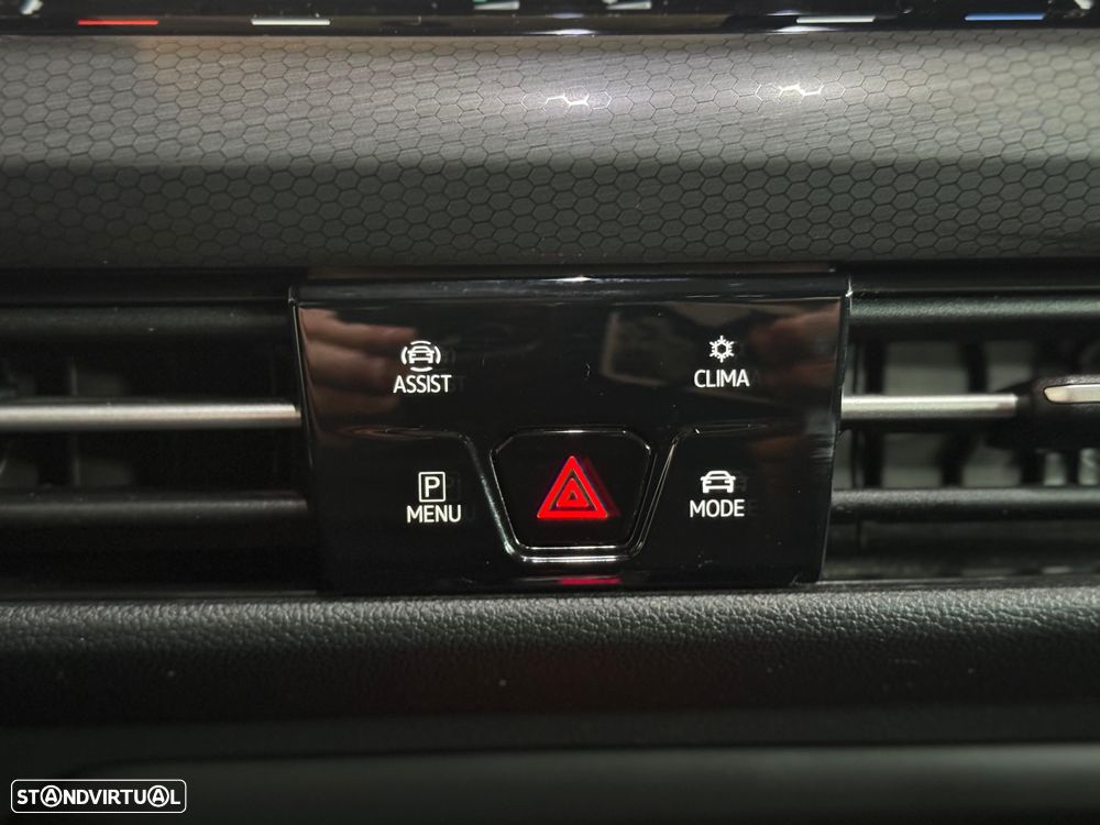 VW Golf GTI 2.0 TSI OPF DSG Performance - 33