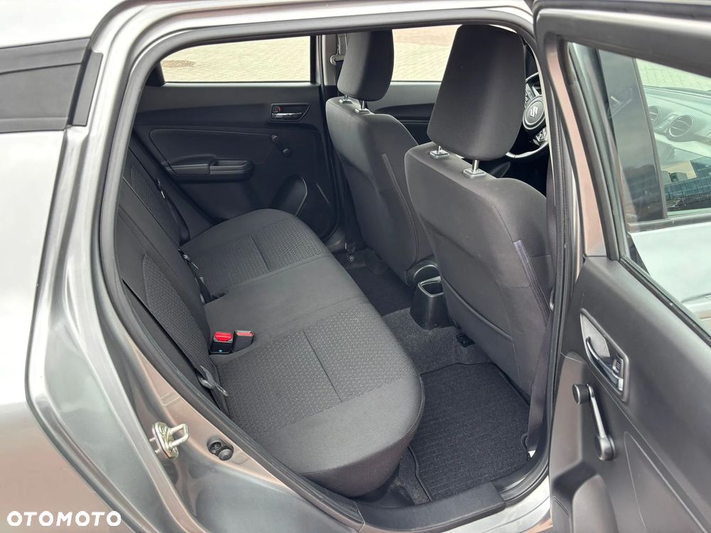 Suzuki Swift 1.2 Dualjet SHVS Premium CVT - 15