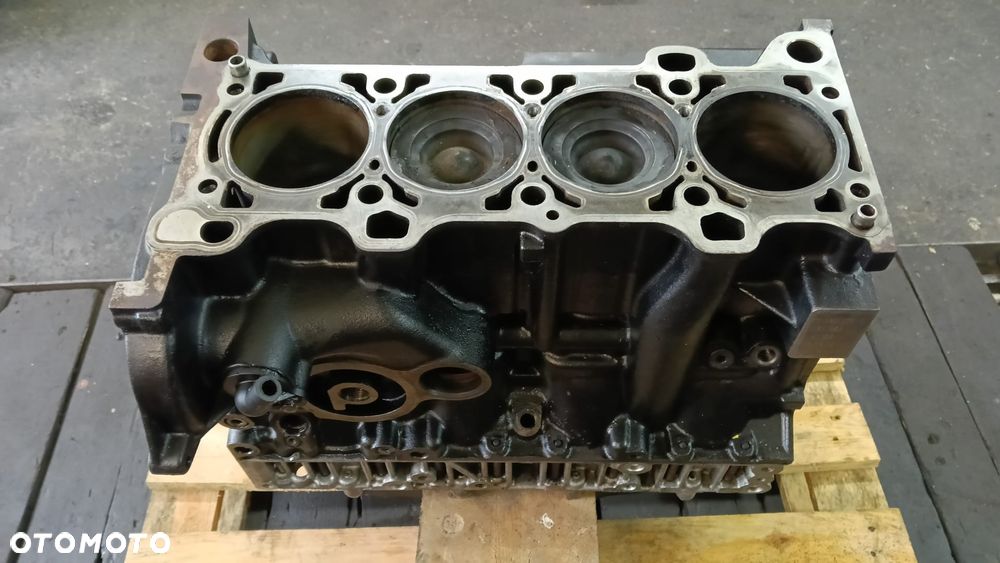 BLOK SILNIKA DÓŁ IVECO DAILY FIAT DUCATO 2,3 E5+ E6 15- F1AE3481D NO 626/064 - 5
