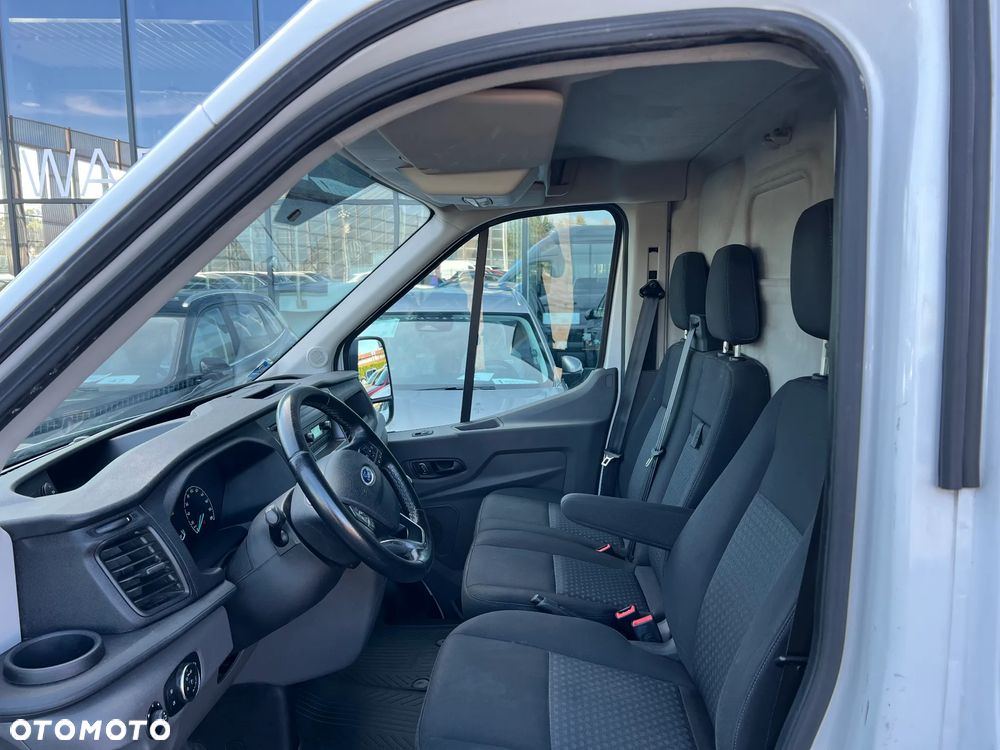 Ford transit - 25