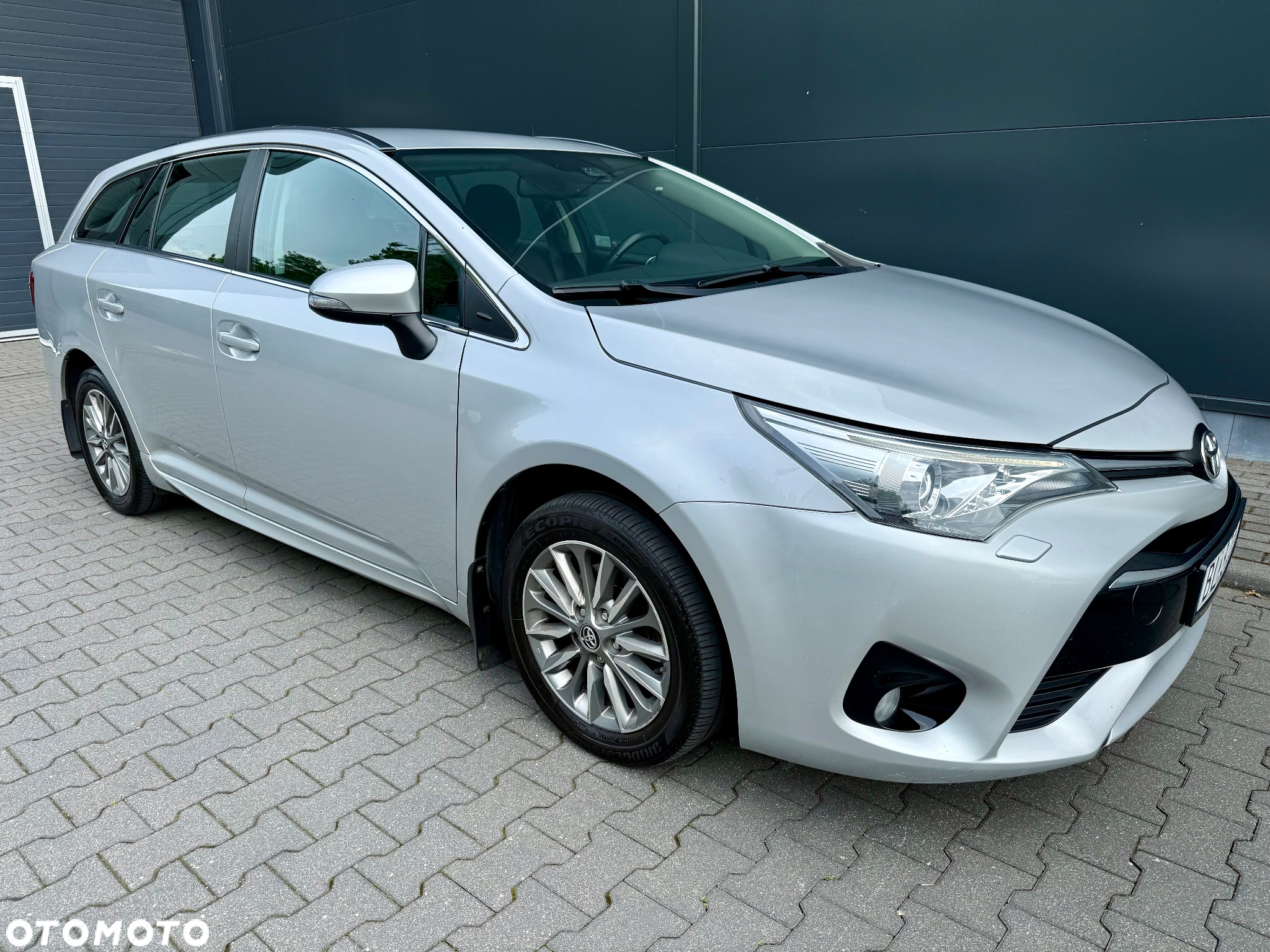 Toyota Avensis - 3