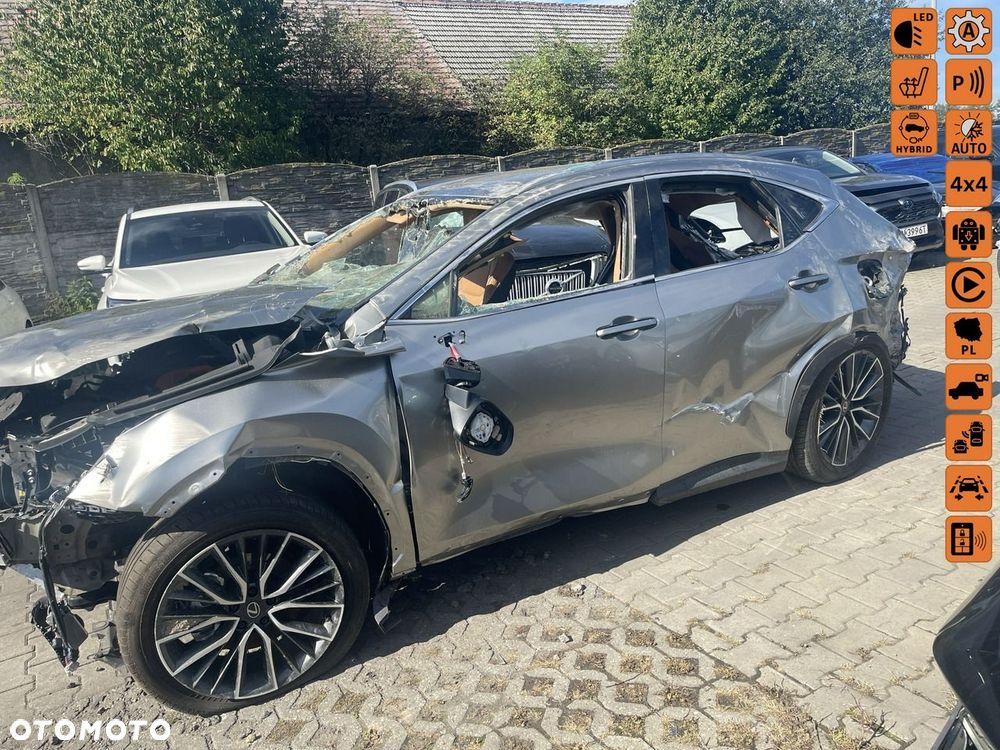 Lexus NX 350h Omotenashi AWD - 1