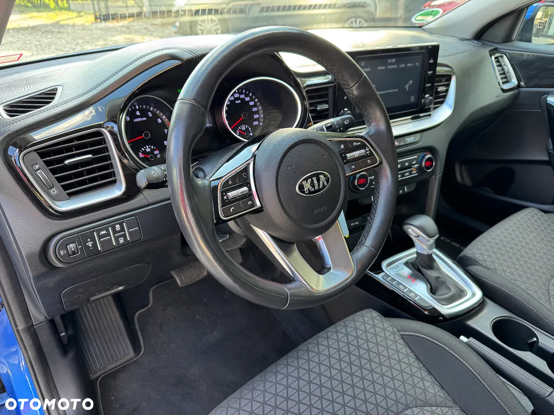 Kia Ceed 1.4 T-GDI DCT OPF Platinum Edition - 20